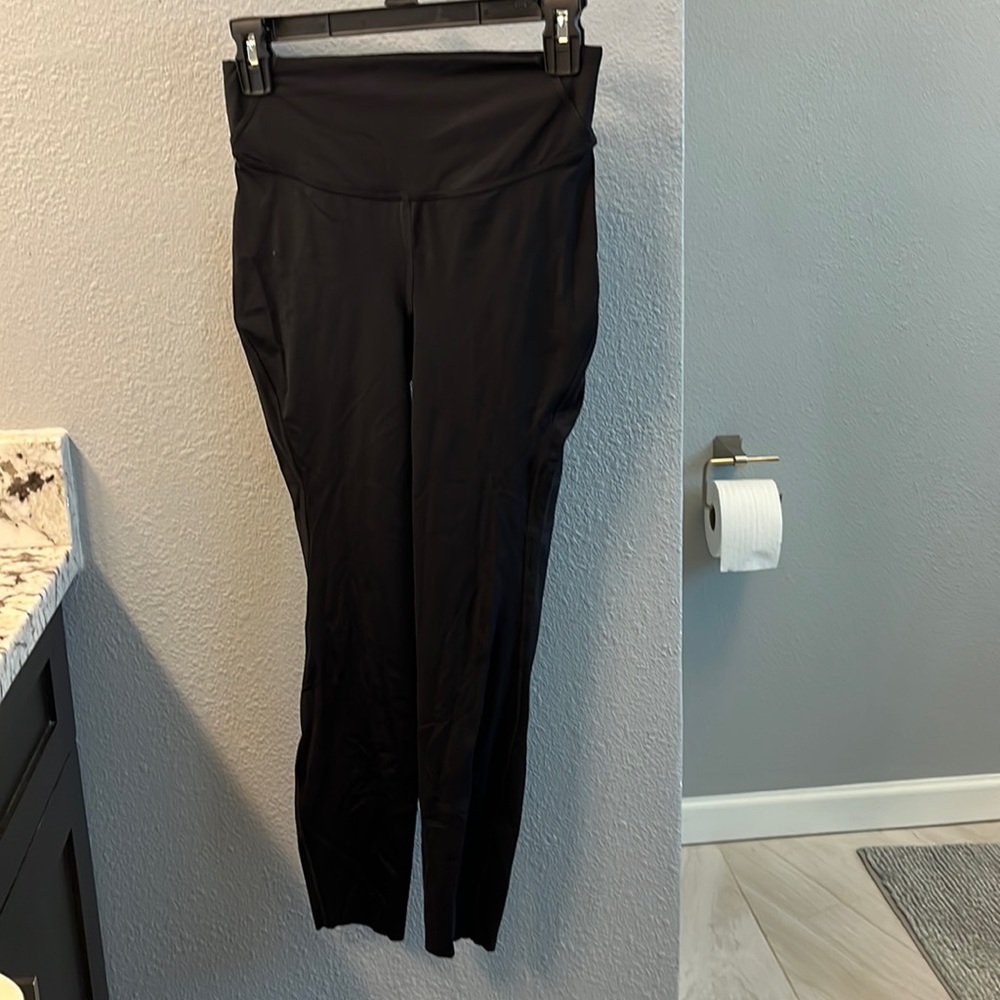 women’s lululemon base pace HR leggings 25 inch inseam